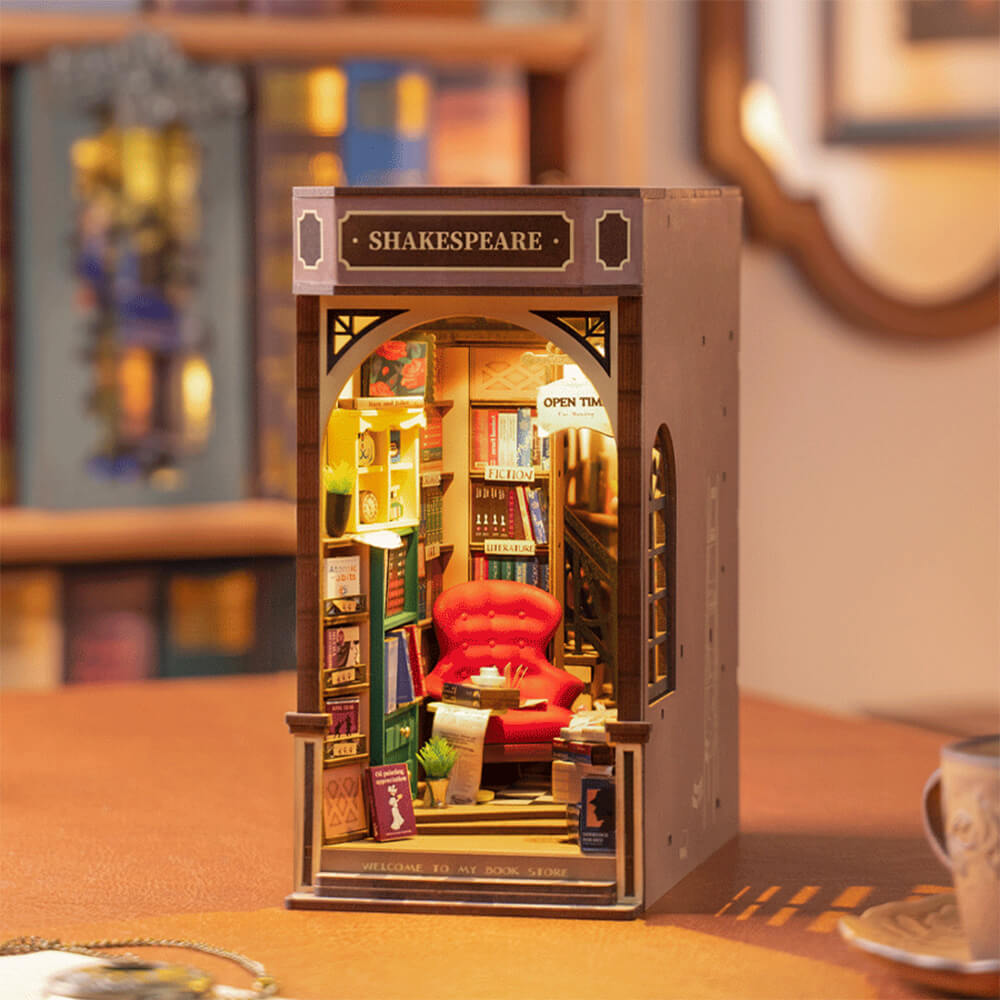 DIY Book Nook Kit - Shakespeare Bookstore