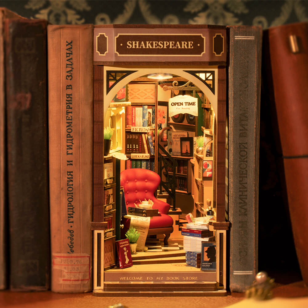 DIY Book Nook Kit - Shakespeare Bookstore